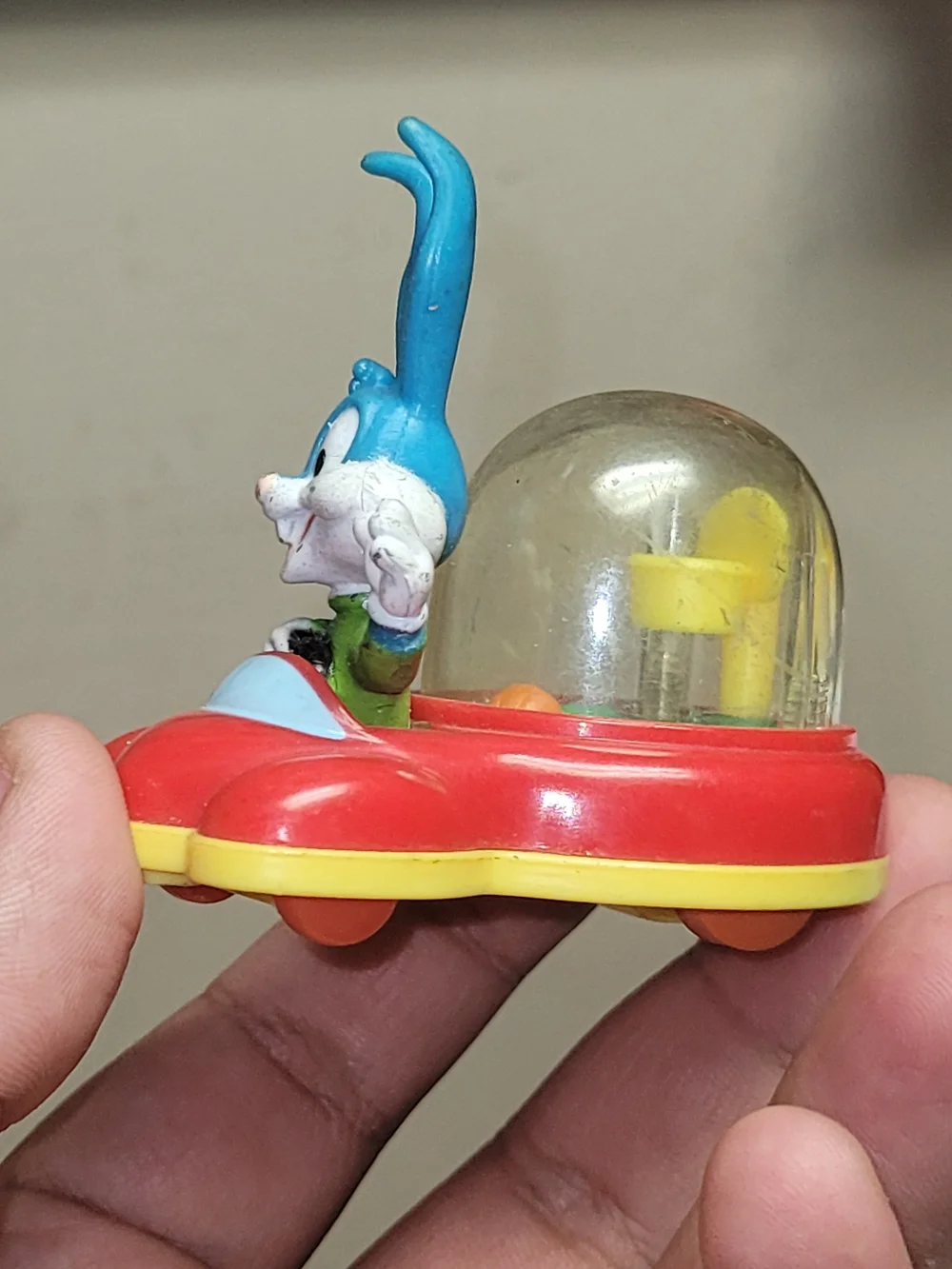 Bugs bunny 1992 car basketball toy figure Looney Tunes